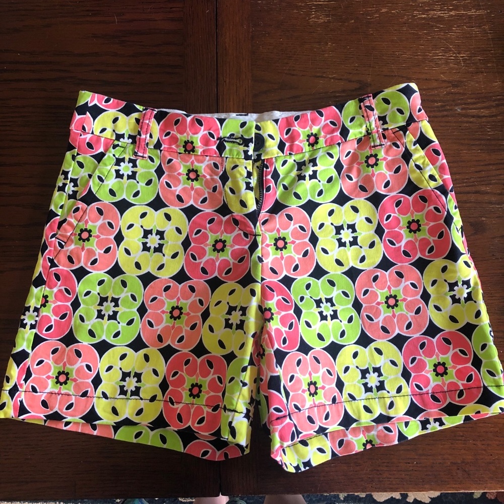 Only worn once, Cute 5 inch shorts